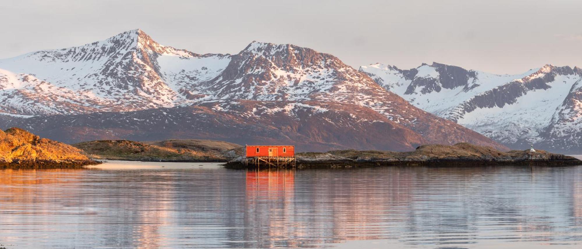 Sommaroya Beach Apartments Tromso Exterior photo